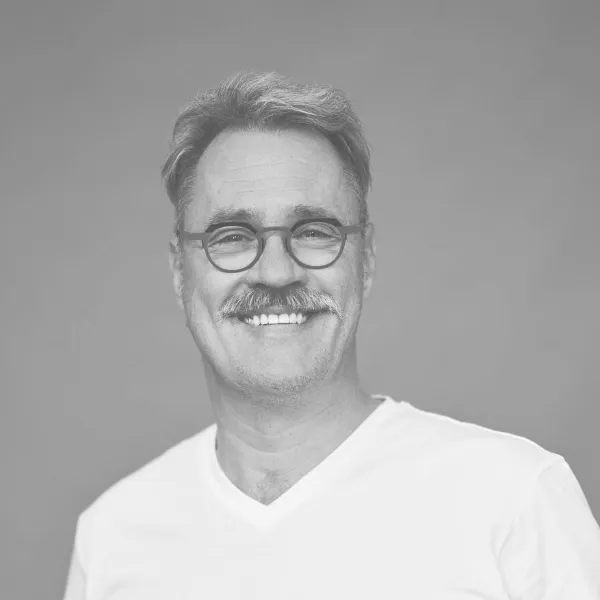 Porträtfoto von Dr. Marc Gille-Sepehri